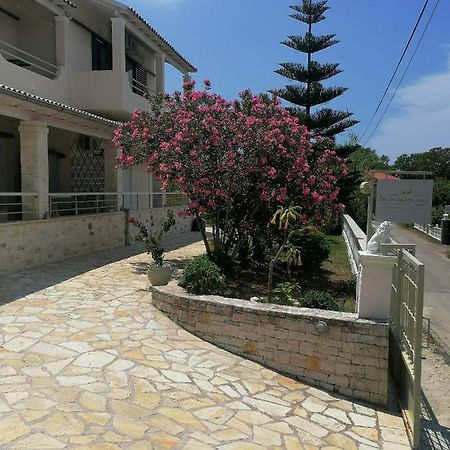 Makis Apartments Arillas  Bagian luar foto