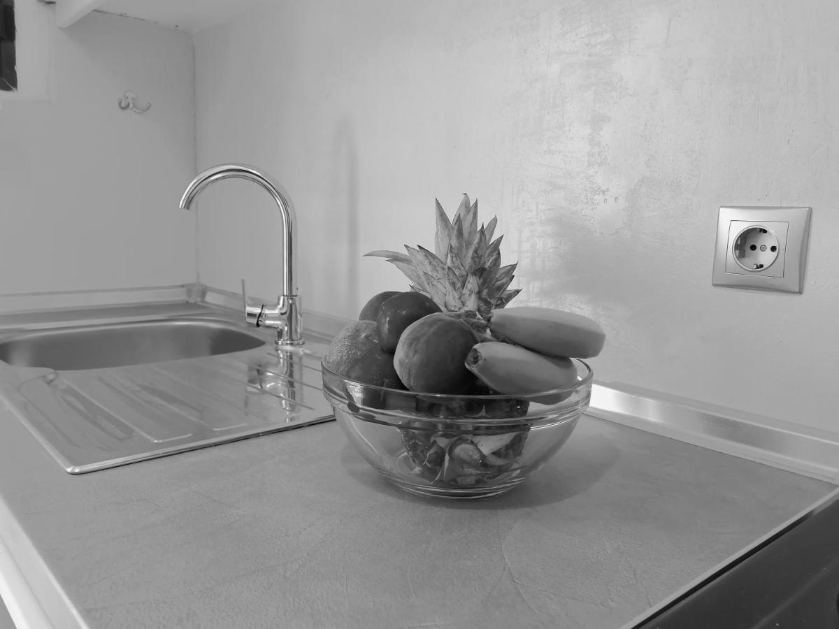 Makis Apartments Arillas  Bagian luar foto